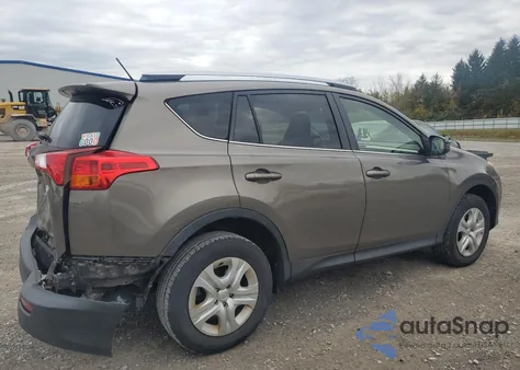 2015 Toyota Rav4 Le z USA, uszkodzony, nr VIN JTMZFREVXFD057287